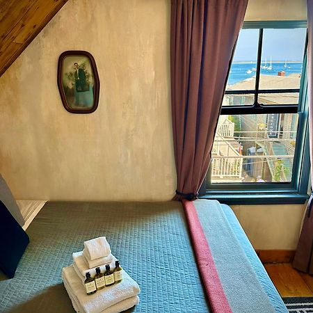Hotel Crew'S Quarters Boarding House - Caters To Men Provincetown Exterior foto