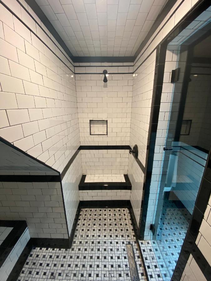 Hotel Crew'S Quarters Boarding House - Caters To Men Provincetown Exterior foto
