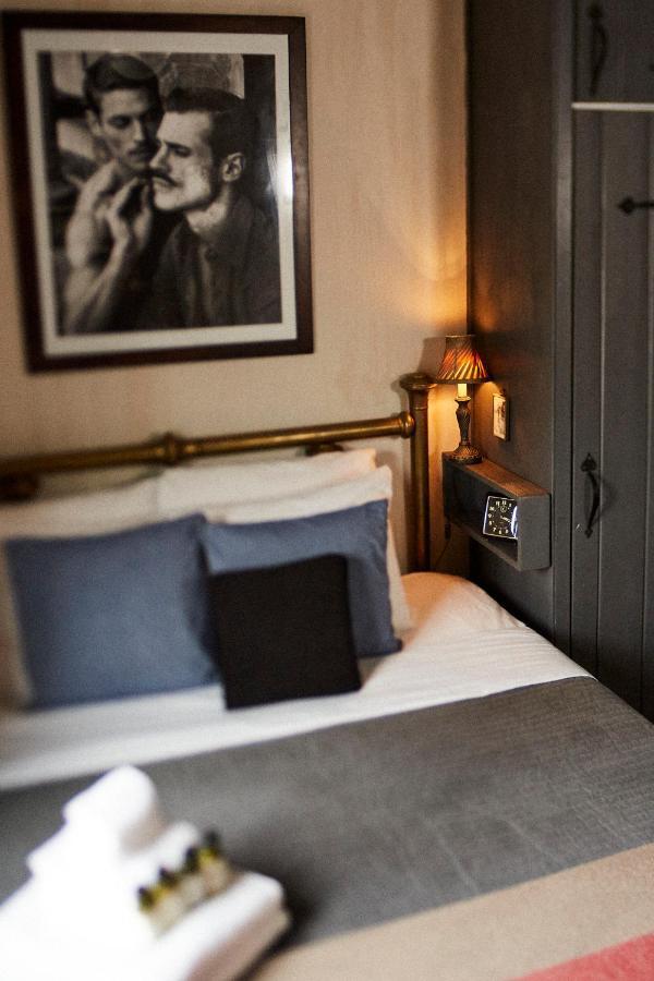 Hotel Crew'S Quarters Boarding House - Caters To Men Provincetown Exterior foto